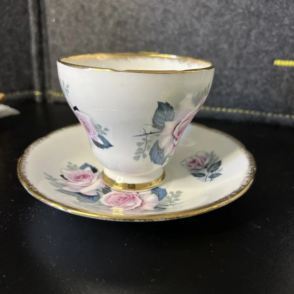 Sutherland, Fine Bone China, teacup &‎ saucer, Pink Rose, England Gold Accent